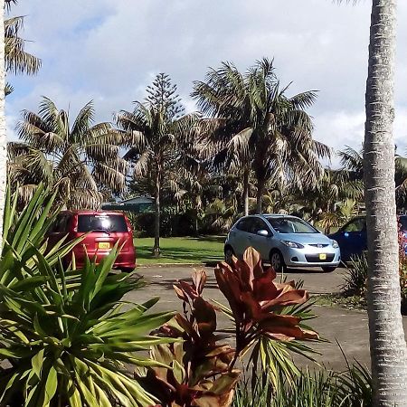 Fletcher Christian Holiday Apartments Burnt Pine Buitenkant foto
